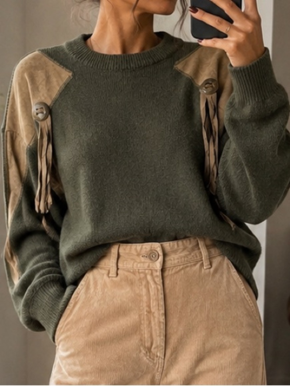Vintage-Inspired Olive Green Crewneck Sweater with Suede Shoulder Accents